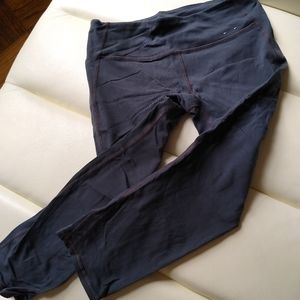 Gap fit cropped workout pant